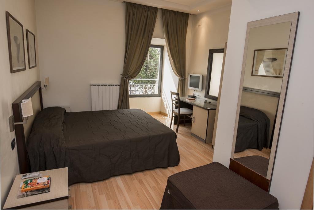 My Rooms — Photos 1